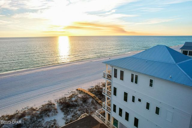 $2,799,900 | 6625 Gulf Drive | Crescent Beach