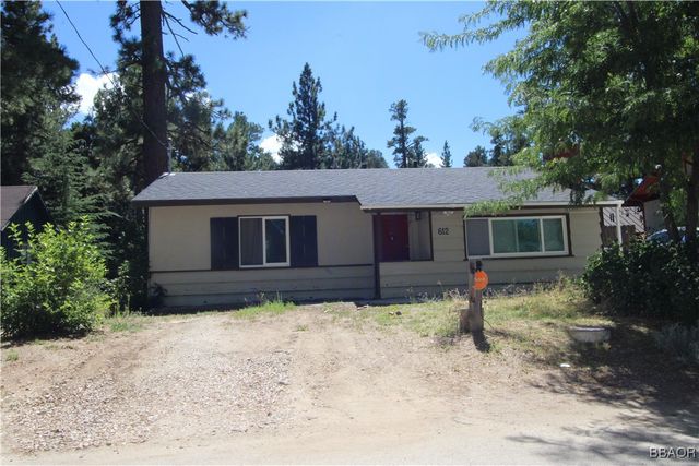 $1,600 | 612 Barrett Way | Big Bear City