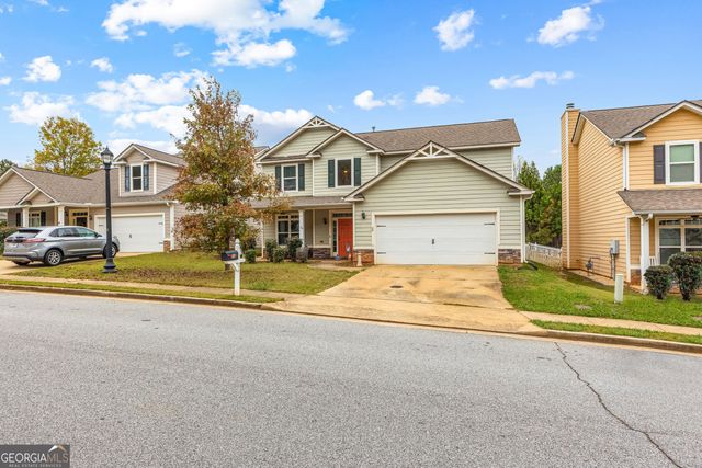 $394,000 | 26 Newnan Lakes Drive | Madison Park