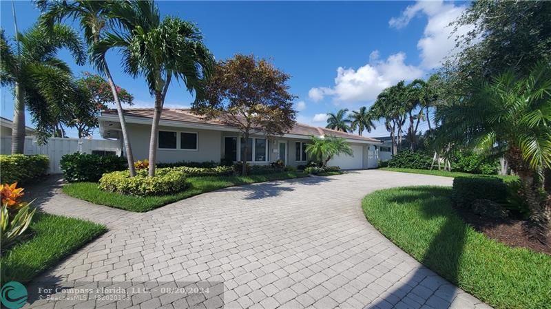 Fabulous renovation just off the Intracoastal Waterway