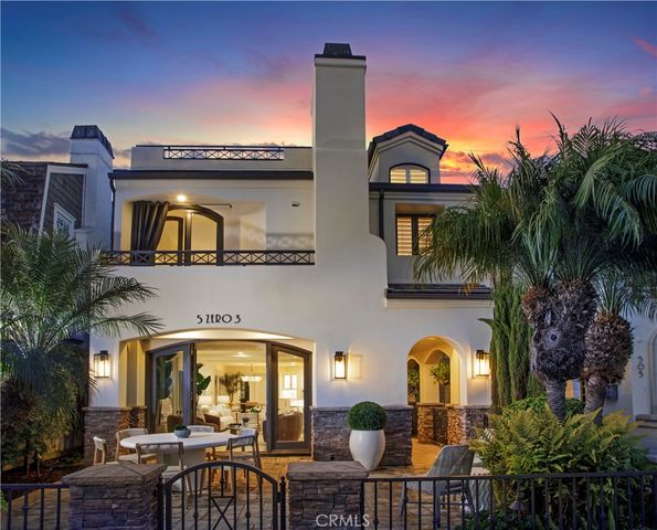 $3,400,000 | 503 Carnation Avenue, Unit 1 | Corona del Mar