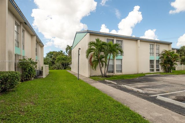 $159,000 | 2075 Northwest 46th Avenue, Unit I201 | Lauderhill