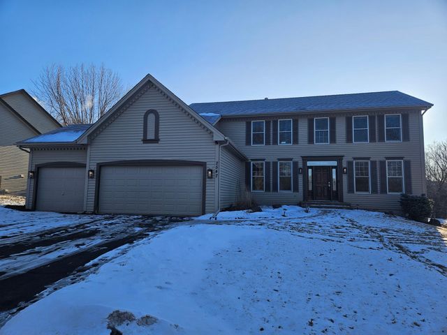 $779,999 | 2547 Longacres Drive | Chanhassen