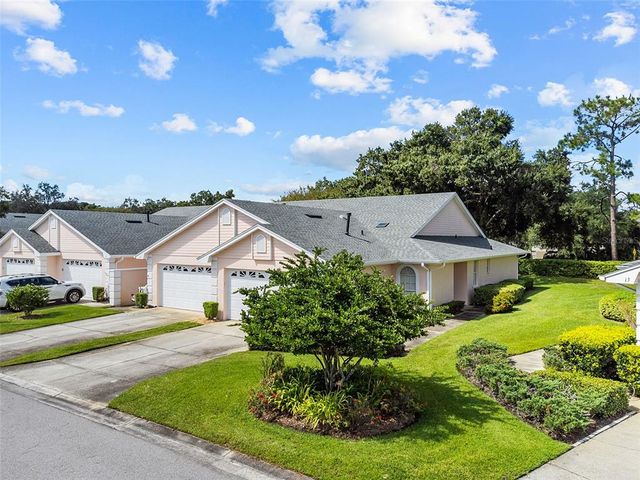 $280,000 | 12 Enclave Drive | Cypresswood Country Club