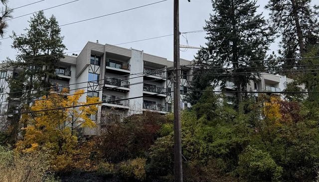 $349,000 | 20 West Sumner Avenue, Unit 303 | Cliff-Cannon