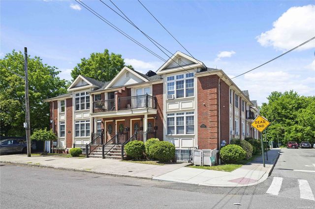 $1,790,000 | 60-28 60th Place | Maspeth