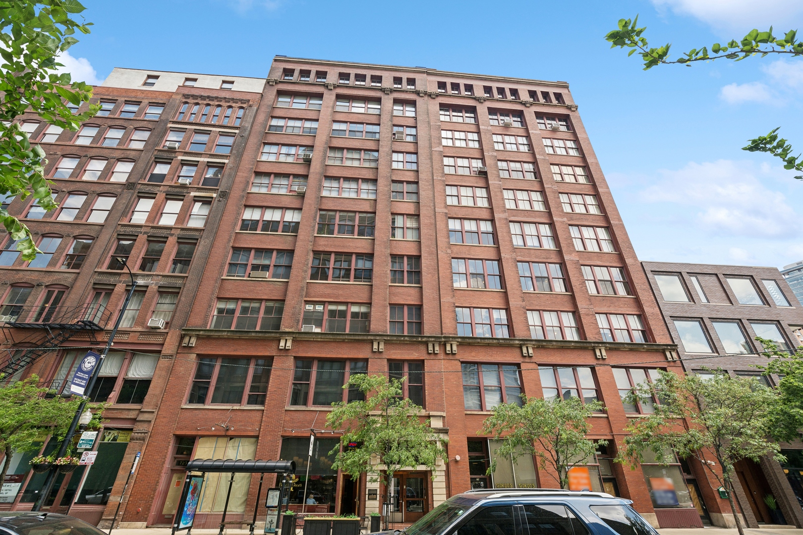 727 South Dearborn Street, Unit 911, Chicago, IL 60605 | Compass