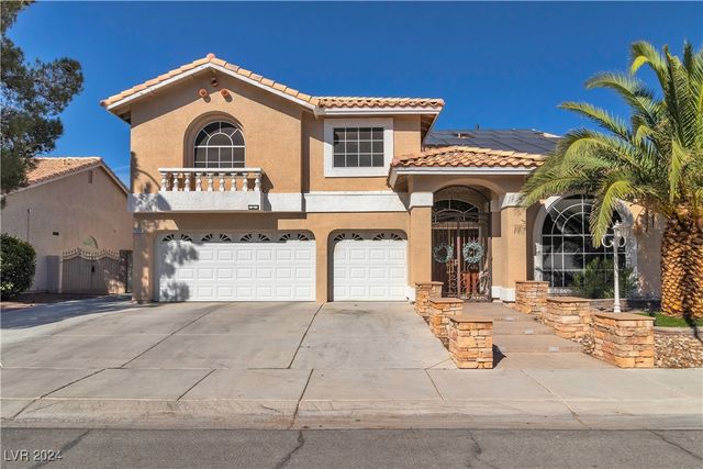 $675,000 | 7408 Enchanted Hills Court | Lone Mountain