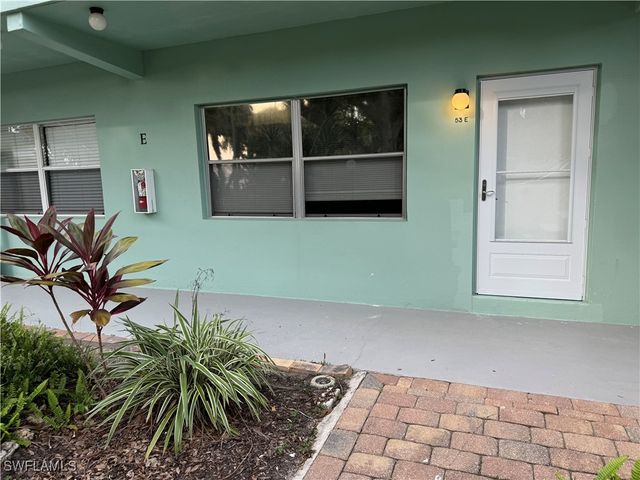 $1,975 | 3225 East Riverside Drive, Unit 54E | East Fort Myers