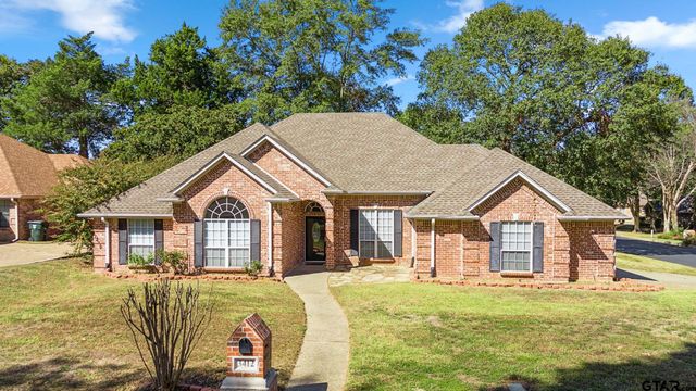 $399,500 | 3412 Pebblebrook Drive | The Woods