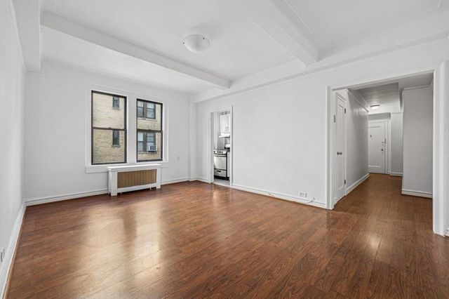 $3,750 | 52 Clark Street, Unit 6L | Brooklyn Heights