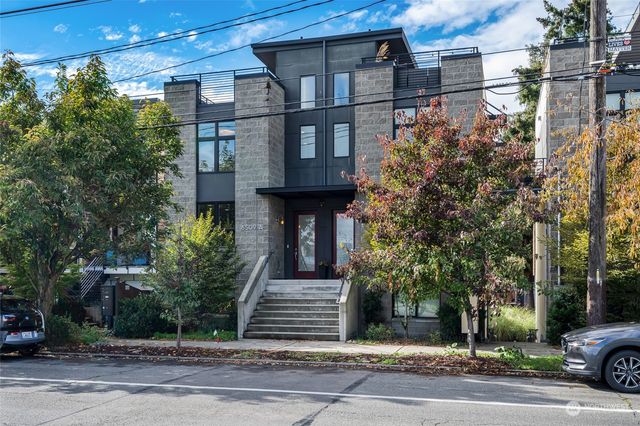 $699,500 | 6509 Ellis Avenue South, Unit A | Georgetown