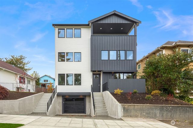 $1,750,000 | 7040 25th Avenue Northwest | Loyal Heights