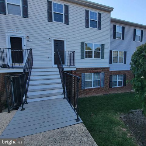 $2,295 | 4417 Blue Heron Way | Bladensburg