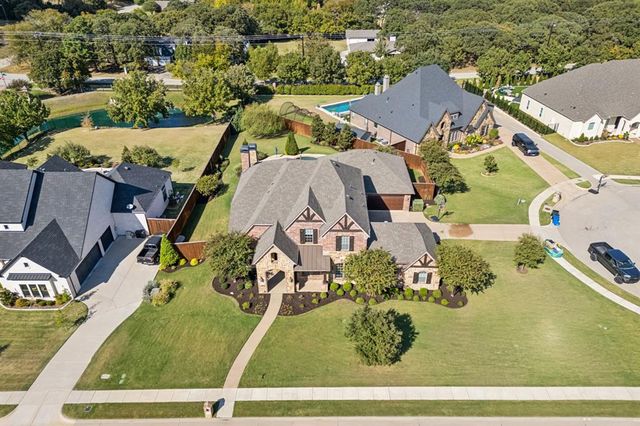 $1,599,999 | 1513 Hawthorne Lane | Keller