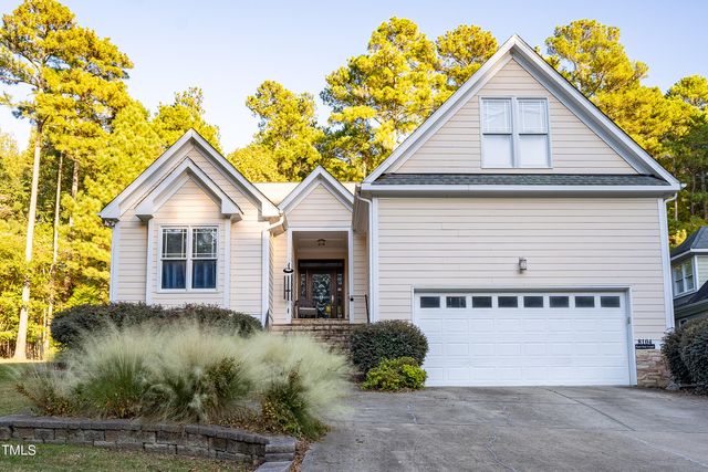 $739,000 | 8104 Last Oak Court | Northwest Raleigh