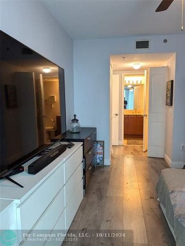 $2,550 | 2641 North Flamingo Road, Unit 1702N | Sawgrass