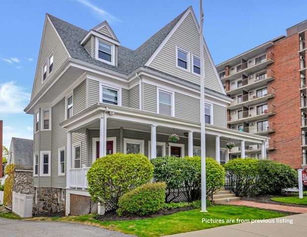 $2,495,000 | 376-378 Massachusetts Avenue | Arlington Center