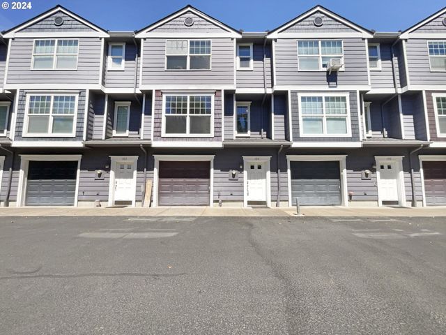 $371,000 | 1244 Southwest 160th Avenue, Unit 104 | Five Oaks