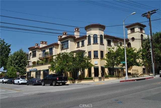 $4,000 | 985 North Michillinda Avenue, Unit 210 | Northeast Pasadena