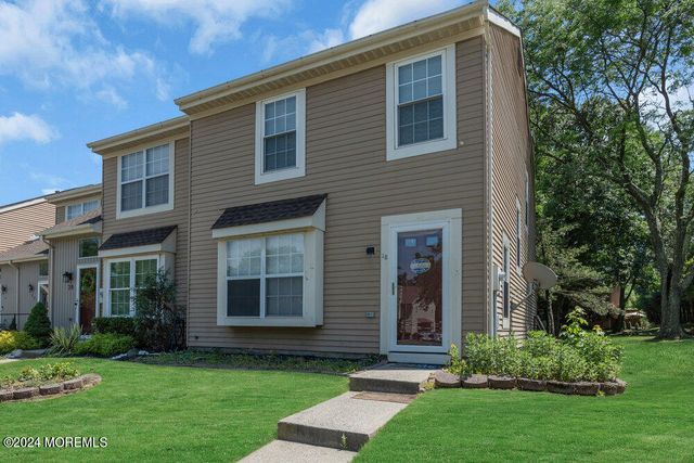 $445,000 | 18 Alameda Court | Eatontown