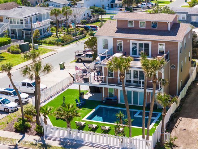 $2,750,000 | 109 12th Avenue North | Beaches