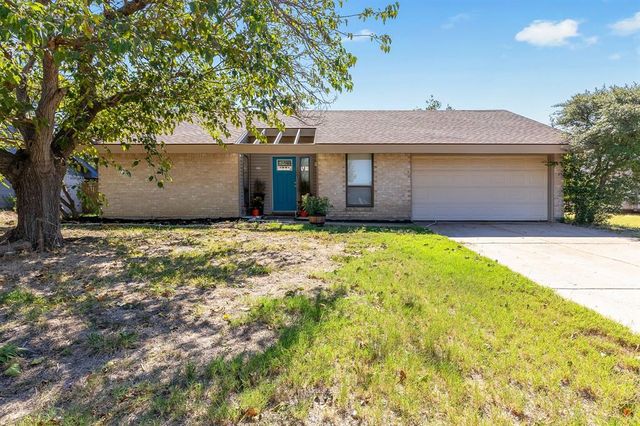 $303,900 | 2114 Sunrise Trail | Berkner Park