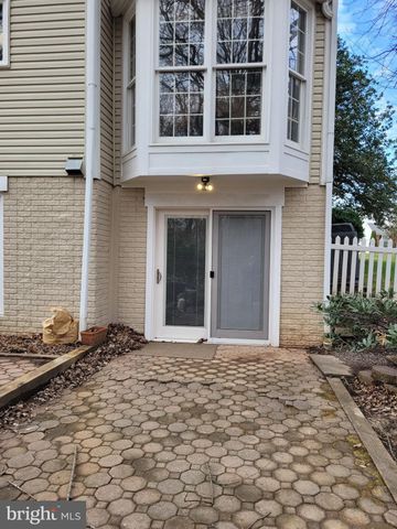 $1,650 | 8223 Crackling Fire Drive | Linton Hall