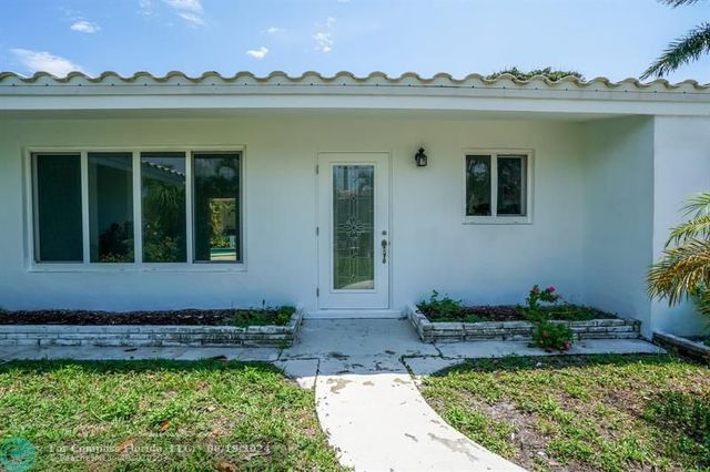 $6,000 | 4940 Northeast 27th Terrace | Coral Key Villas