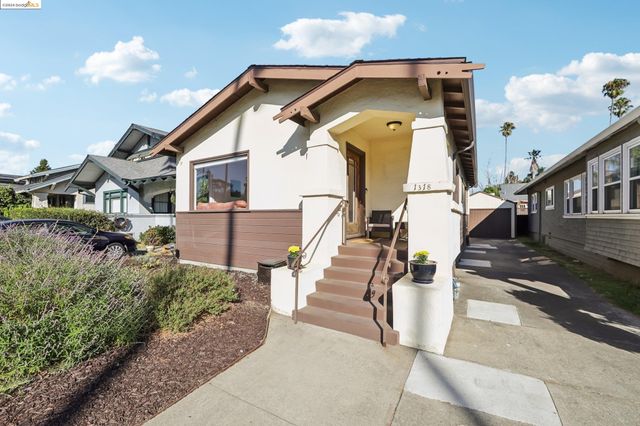 $1,310,000 | 1318 8th Street | Alameda Gold Coast