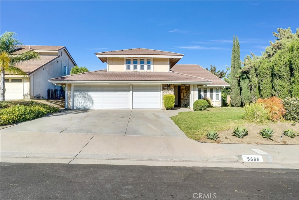 front view of house with a yard