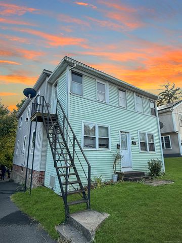 $325,000 | 119 Thorniley Street | New Britain