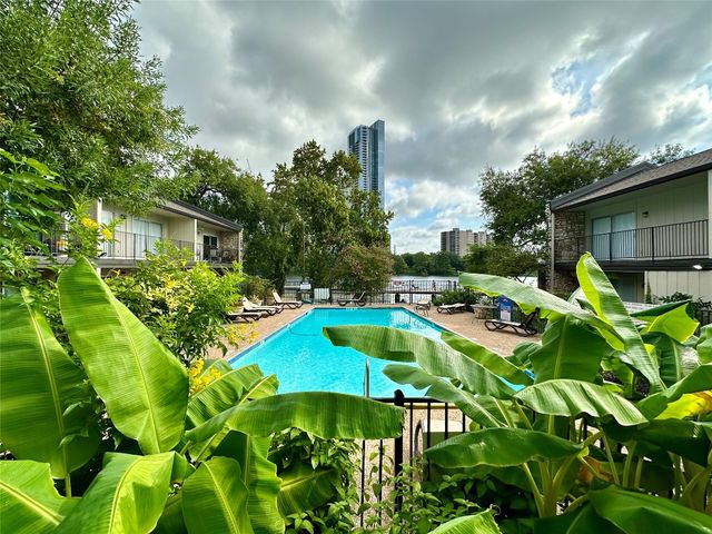 $1,395 | 500 East Riverside Drive, Unit 170 | Riverwalk Condominiums