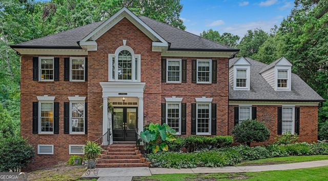 $925,000 | 1000 Capstone Court | Peachtree City