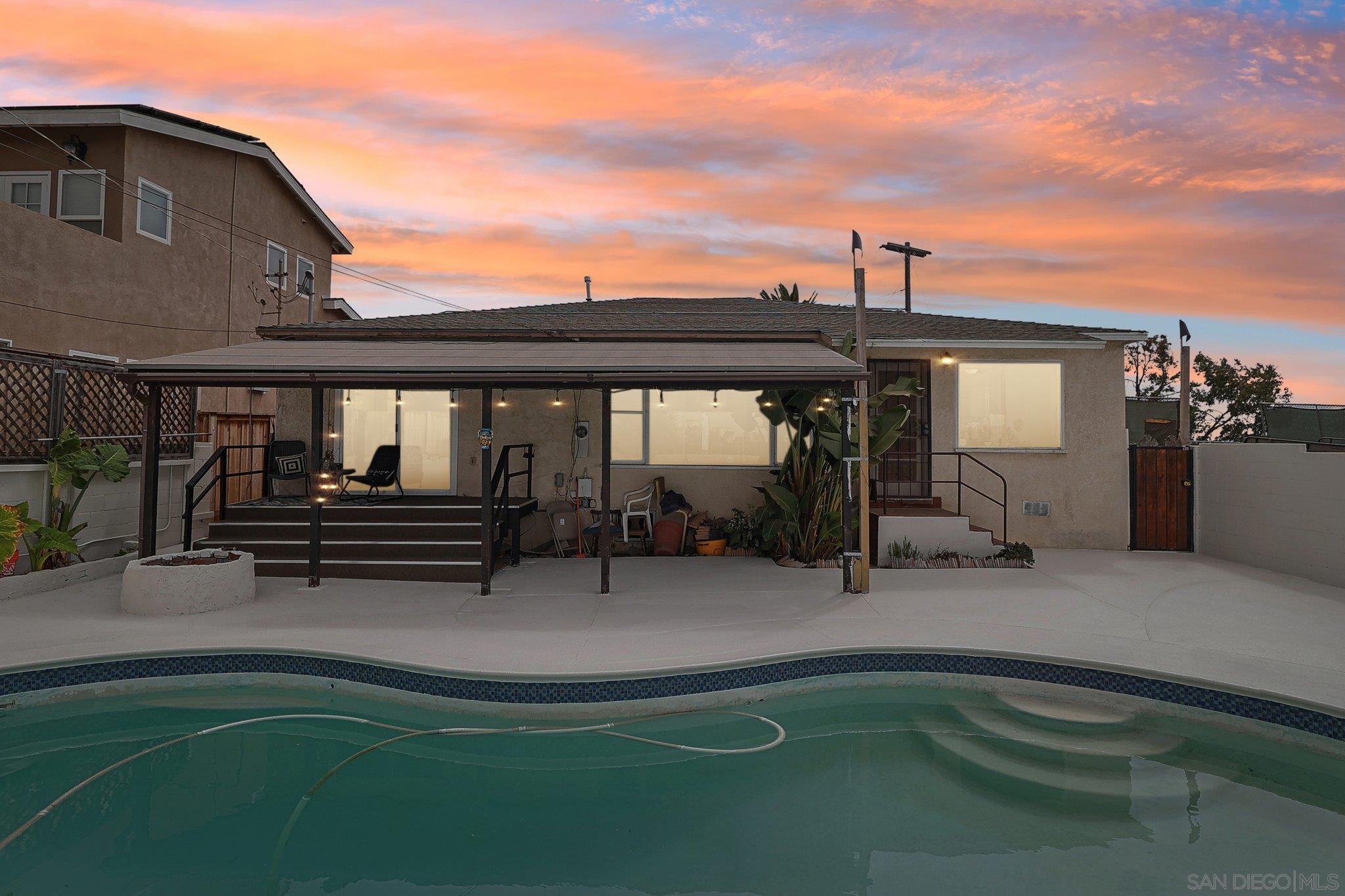 a view of outdoor space yard and patio