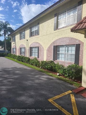 $1,925 | 10751 Royal Palm Boulevard, Unit 20 | Country Club