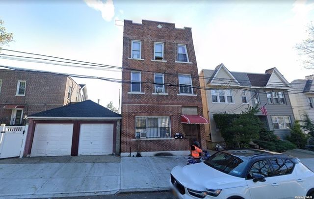 $1,549,000 | 61-54 55th Drive | Maspeth