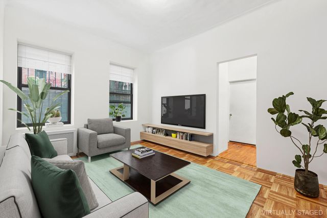 $699,000 | 925 Union Street, Unit 1C | Park Slope