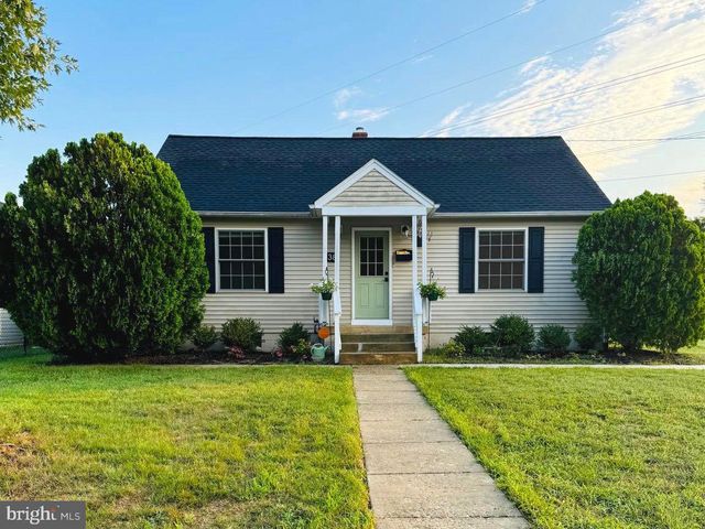 $369,900 | 138 Ridgeway Street | Lafayette Boulevard-South Route 1