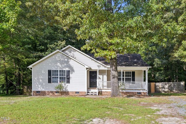 $300,000 | 304 Duck Pond Lane | South Plantation