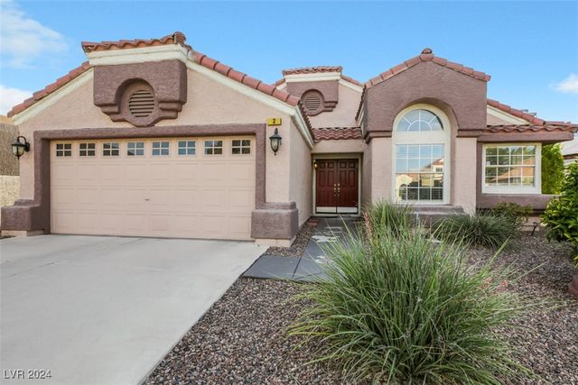 $479,999 | 3 Pinyon Tree | Green Valley South