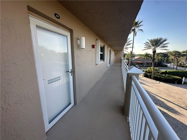 $470,000 | 1536 Ocean Drive, Unit 202B | Oceanside