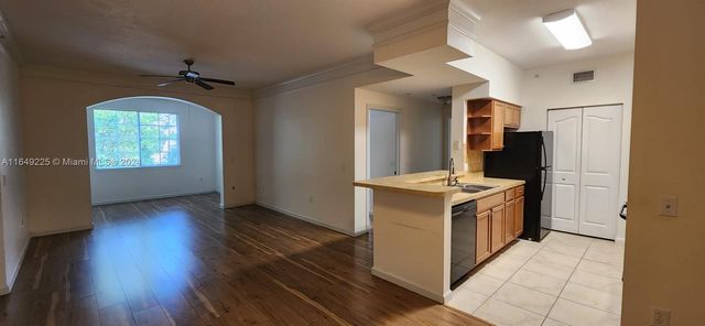 $2,400 | 6201 Myrtlewood Circle West, Unit 6201 | Palm Beach Gardens