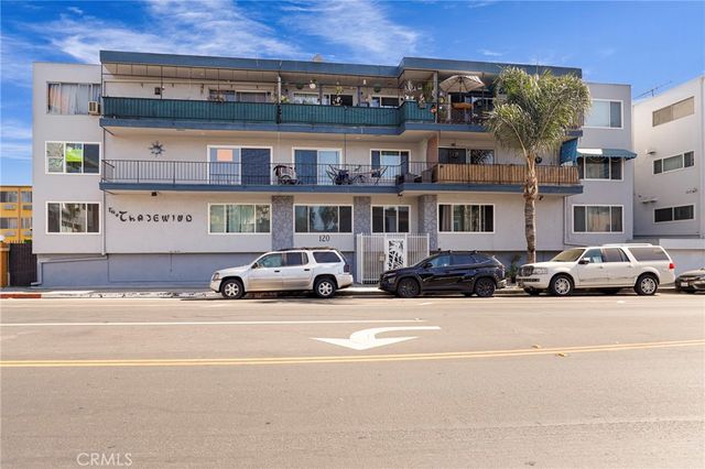 $549,900 | 120 Alamitos Avenue, Unit 22 | Alamitos Beach