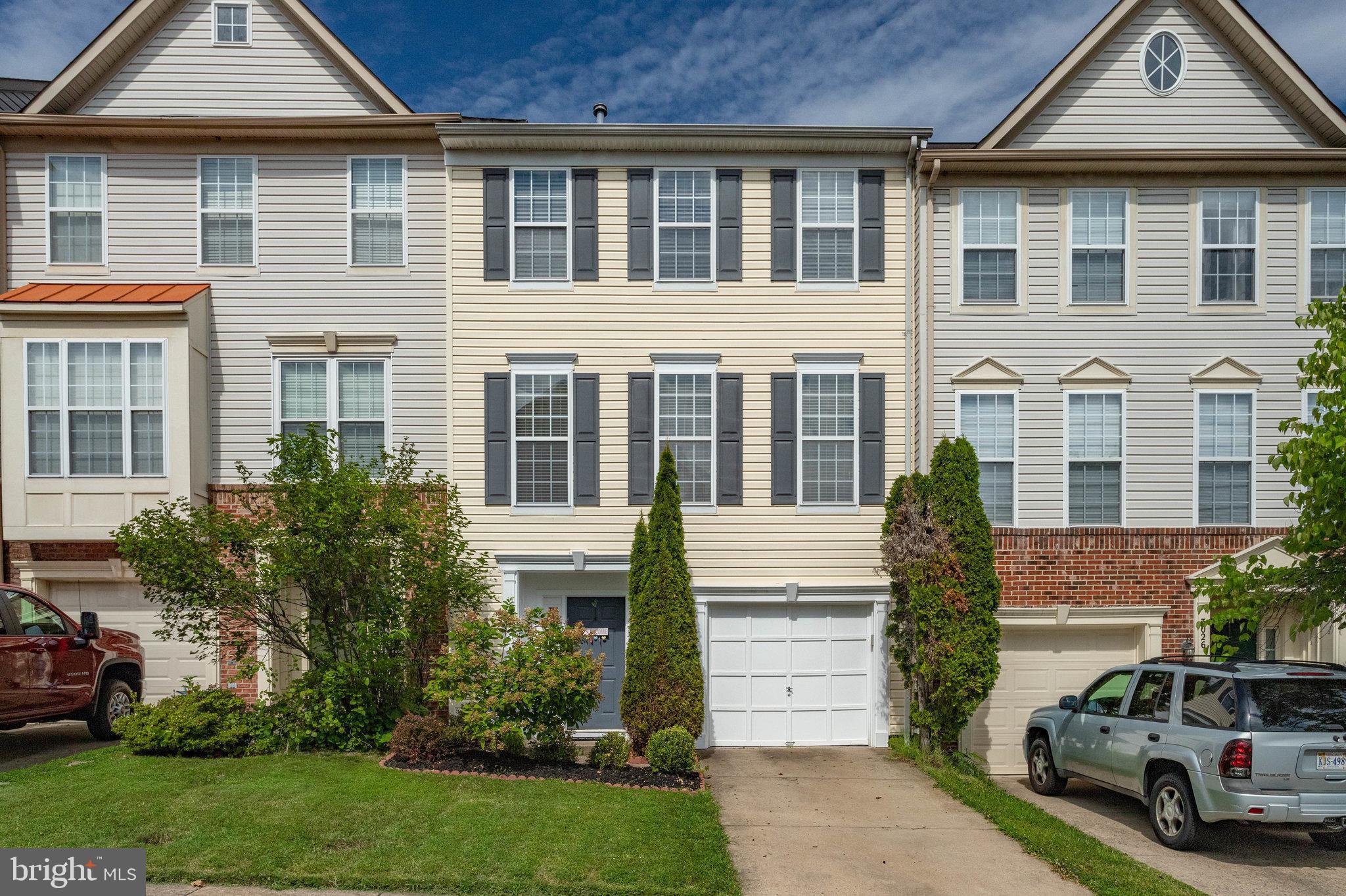 3028 Frankfurt Court, Woodbridge, VA 22191 | Compass