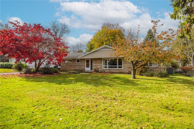 $299,900 | 83 Rock Beach Road | Lakeside