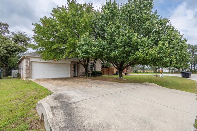 $269,900 | 410 Red Bud Lane | Tolar