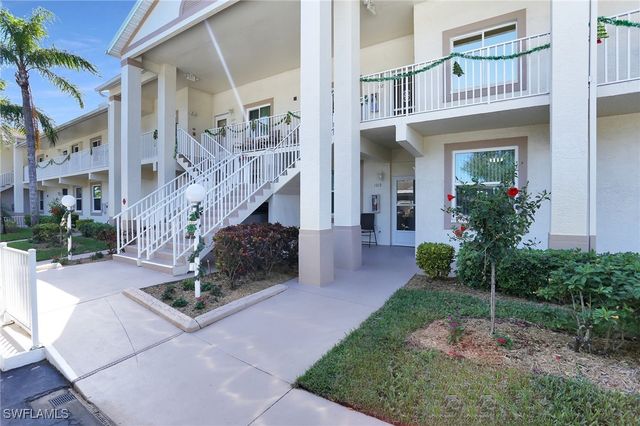 $298,892 | 20640 Country Creek Drive, Unit 1015 | The Villages at Country Creek