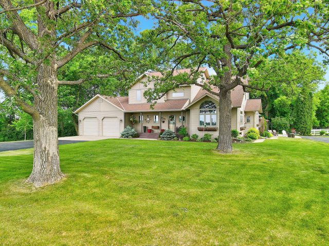 $895,000 | 19319 380th Street | Erhards Grove Township - Otter Tail County