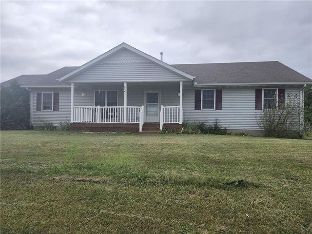 $390,000 | 18701 West 210th Street | Union Township - Harrison County